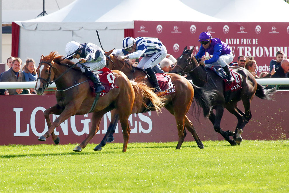 Albigna (Zoffany) comes home two and a half lengths clear of her rivals in the Group 1 Prix Marcel Boussac. Her stride pattern suggests she’s more of an Oaks than a Guineas type.