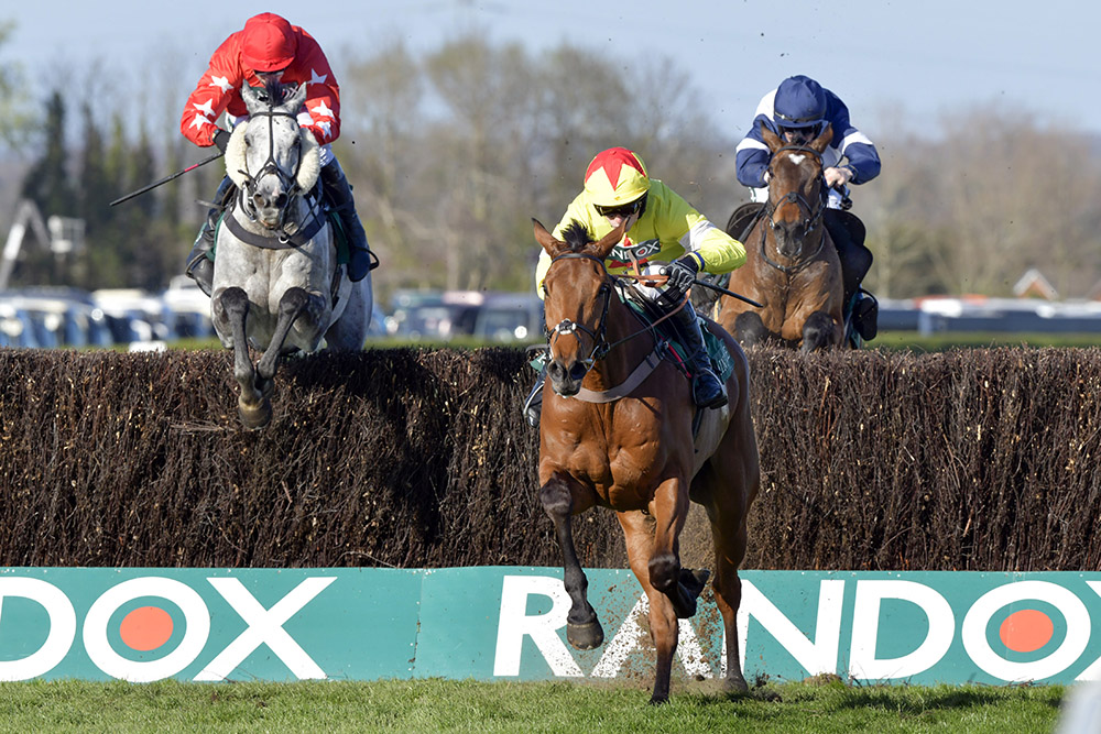Kalif Du Berlais, by Masked Marvel out of Kadika, won the Grade 1 Maghull Novices’ Chase at the Grand National meeting